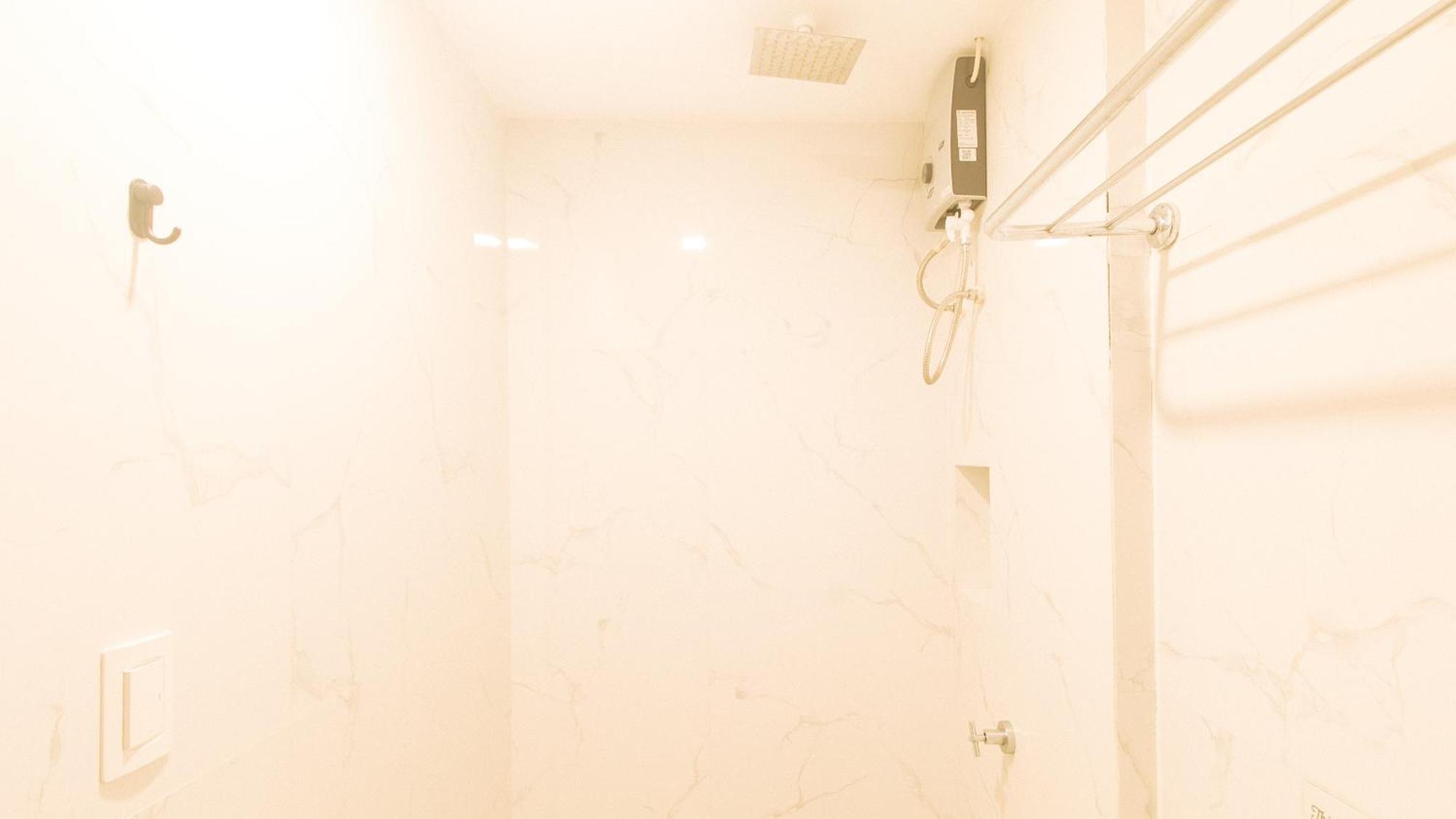 Reddoorz Plus At Seventy Five Inn Near Manila Airport Paranaque City Exterior foto