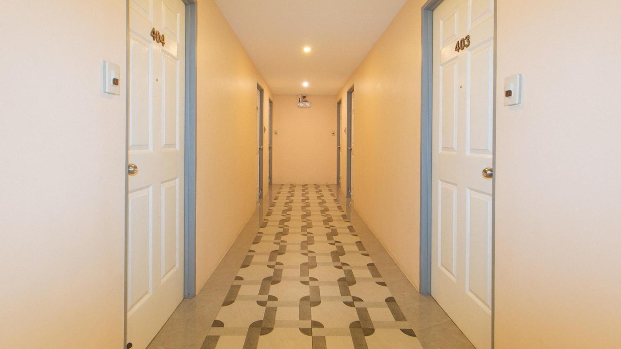 Reddoorz Plus At Seventy Five Inn Near Manila Airport Paranaque City Exterior foto